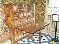 Blois, Chateau, Mobilier, Meuble a tiroirs, Cabinet espagnol dit Bargueno